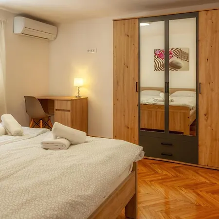 House Katarina Vila